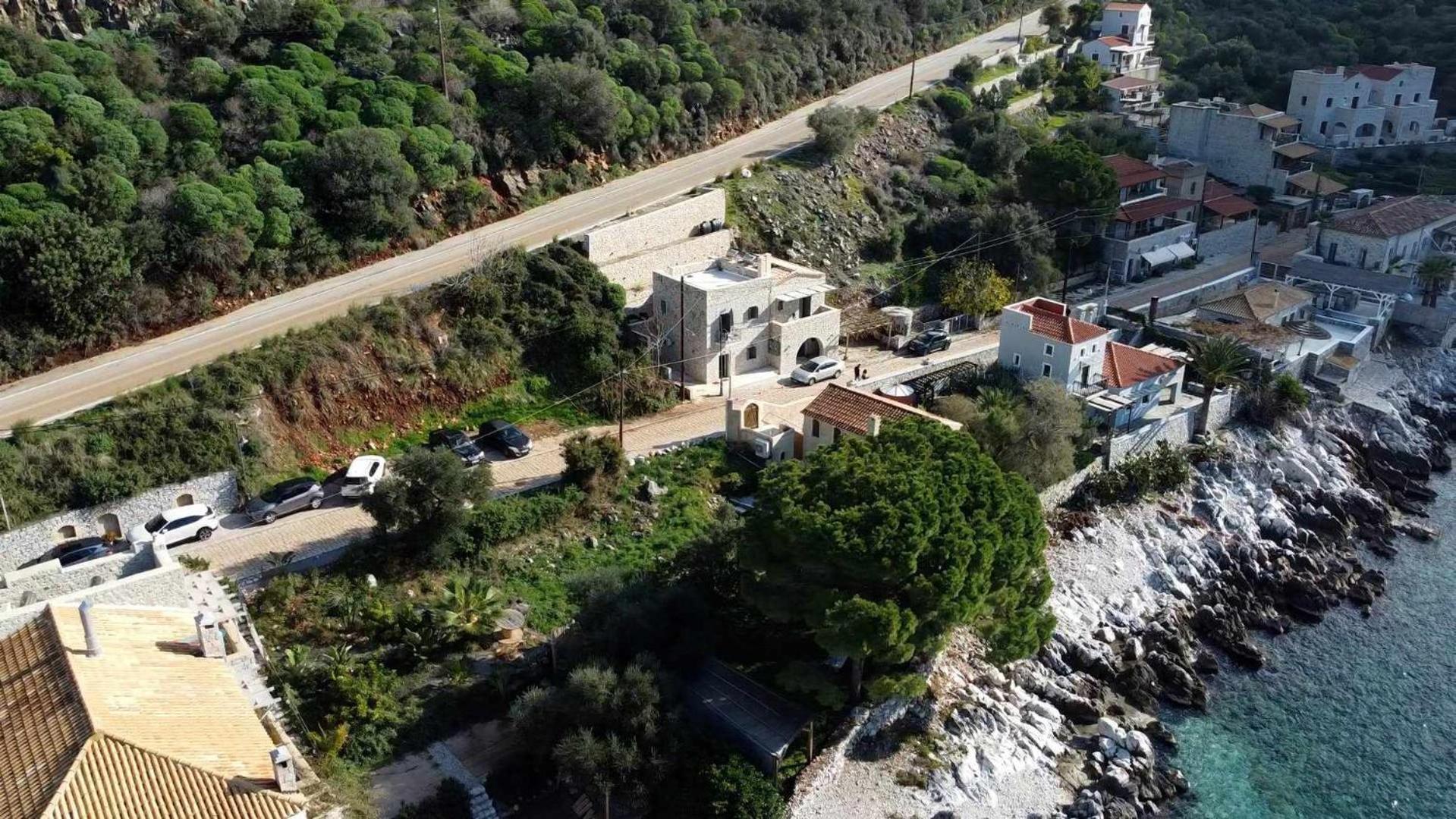 Vina'S Stone House Villa Limeni Ngoại thất bức ảnh